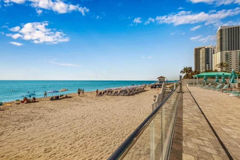 Penthouse Beach Front 1St Line, 2 Bedroom 2 Ba, New Decoration & Furnitures, Unobstructed View Of The Beautiful Atlantic, Free Parking ハリウッド エクステリア 写真